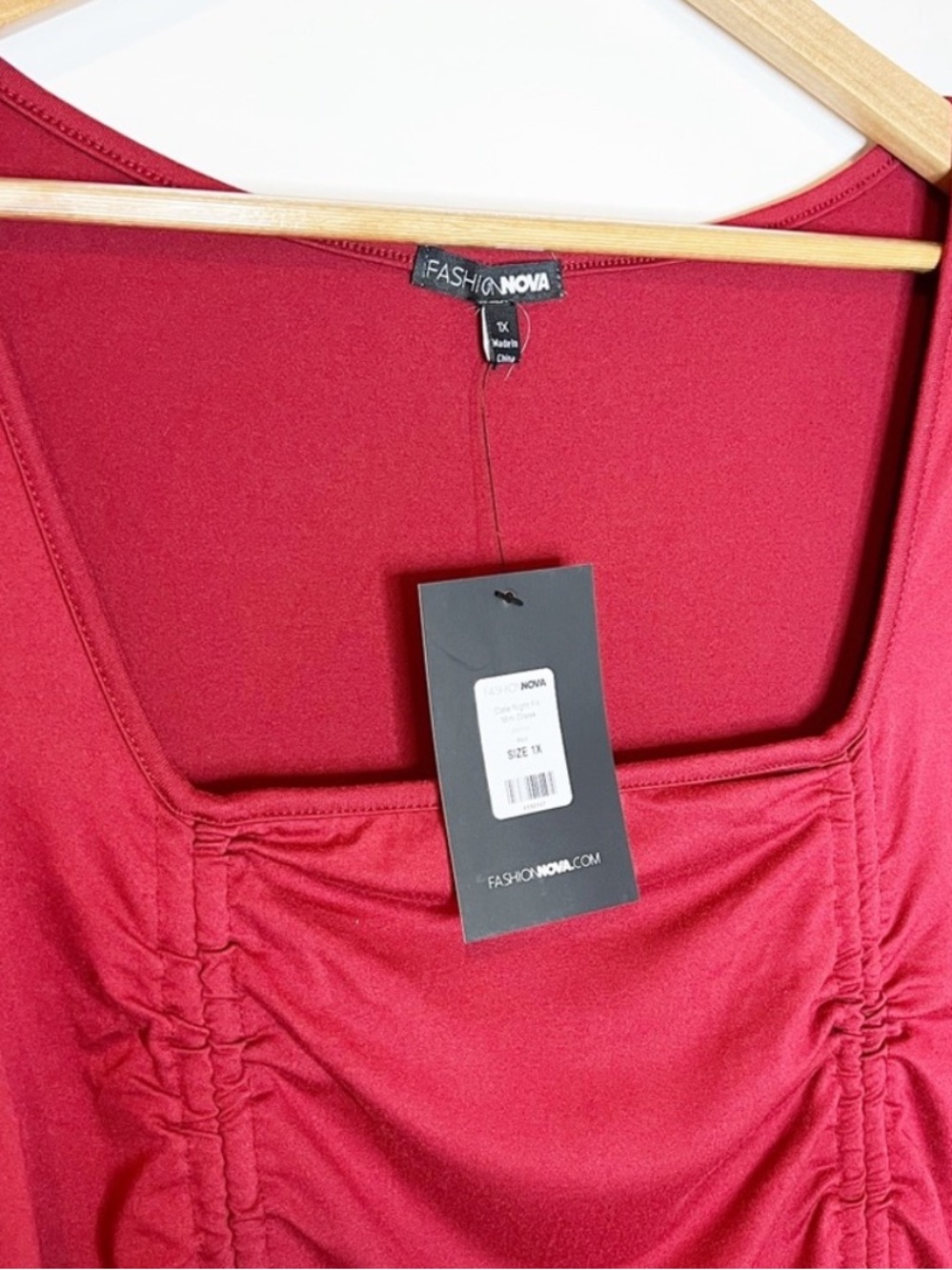 NWT Fashion Nova Square Neck Ruched Date Night Fit Long Sleeve Red Dress Size 1X - Picture 7 of 8